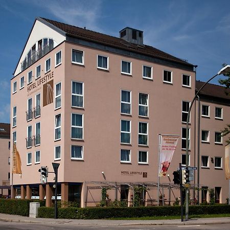 Hotel Lifestyle Ландсхут Екстериор снимка