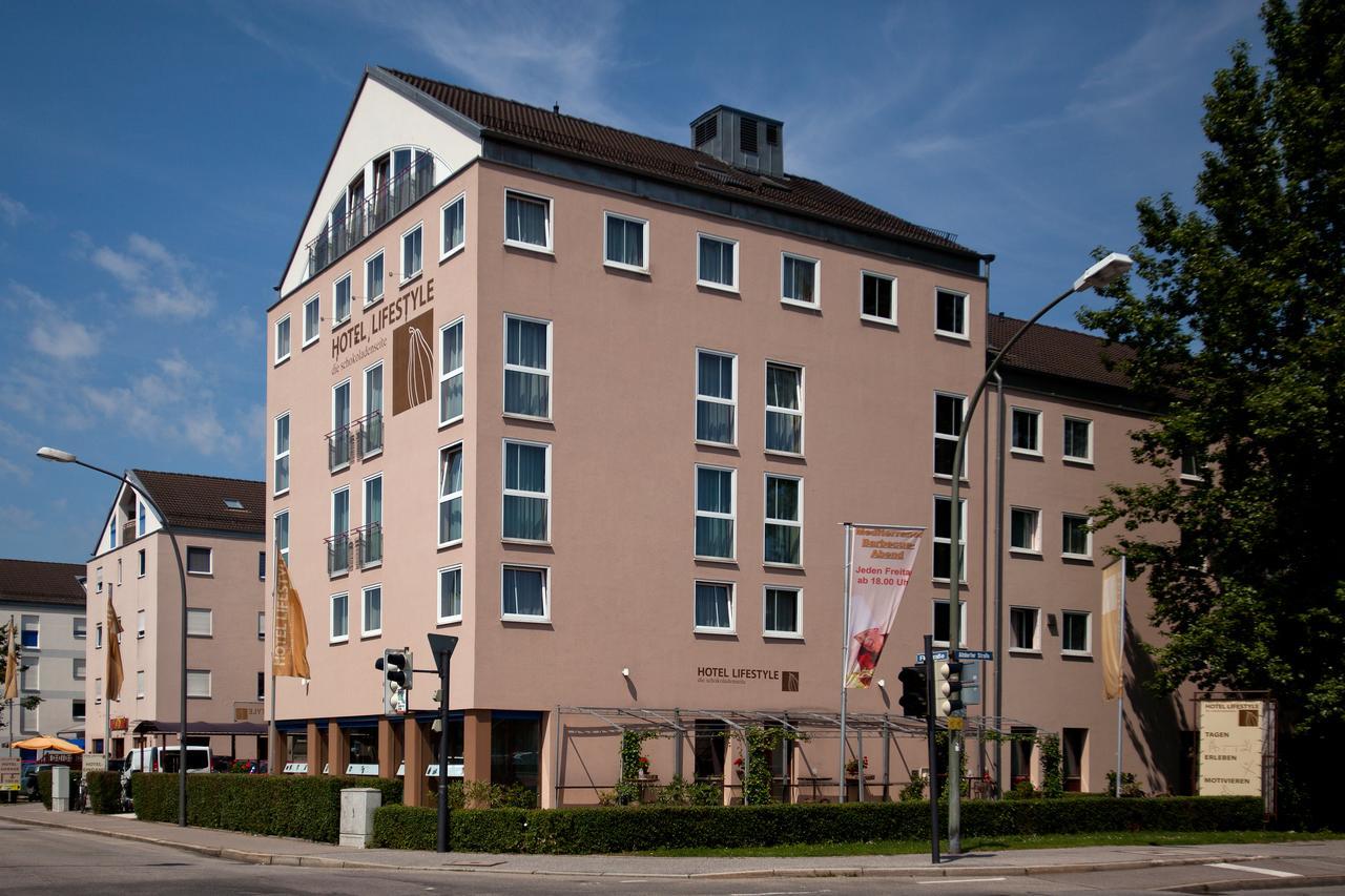 Hotel Lifestyle Ландсхут Екстериор снимка